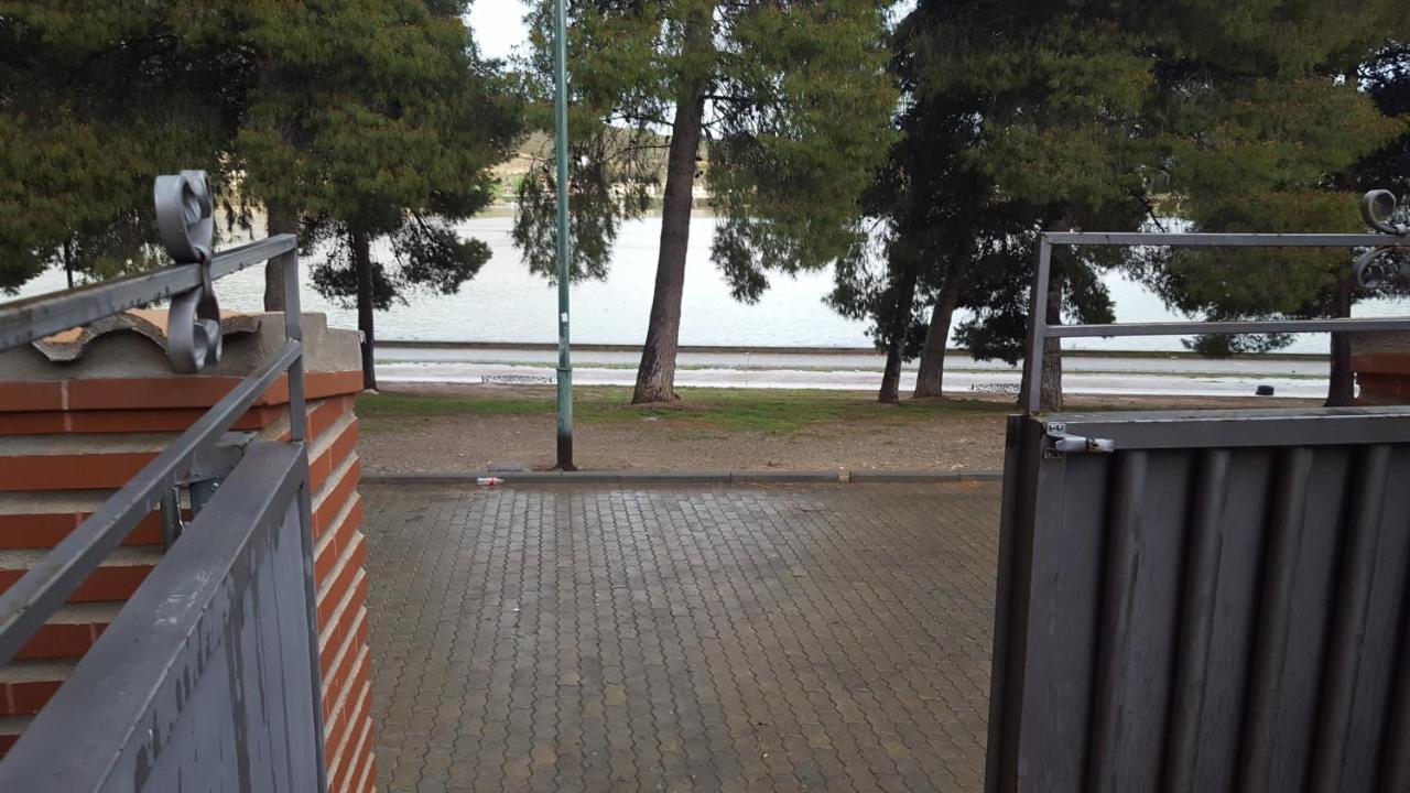 Tu Casa En Mequinenza Con Wifi Apartment Exterior foto